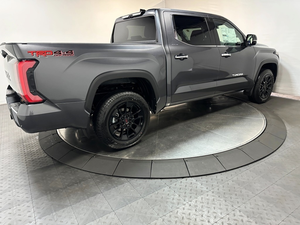 2025 Toyota Tundra 4WD Limited 9