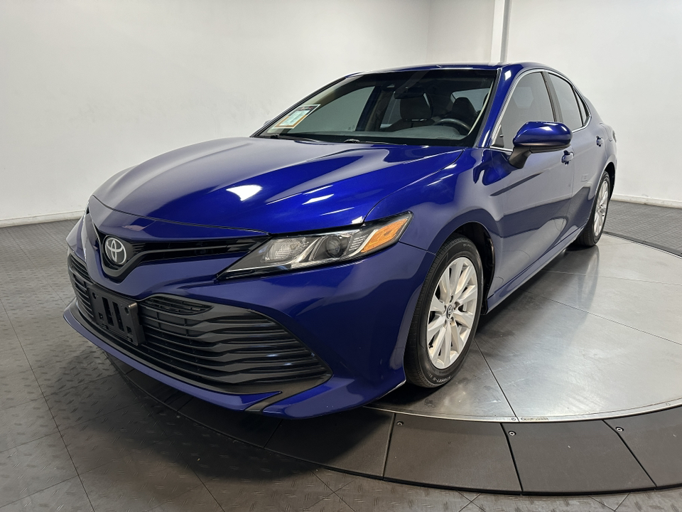 2018 Toyota Camry LE 6