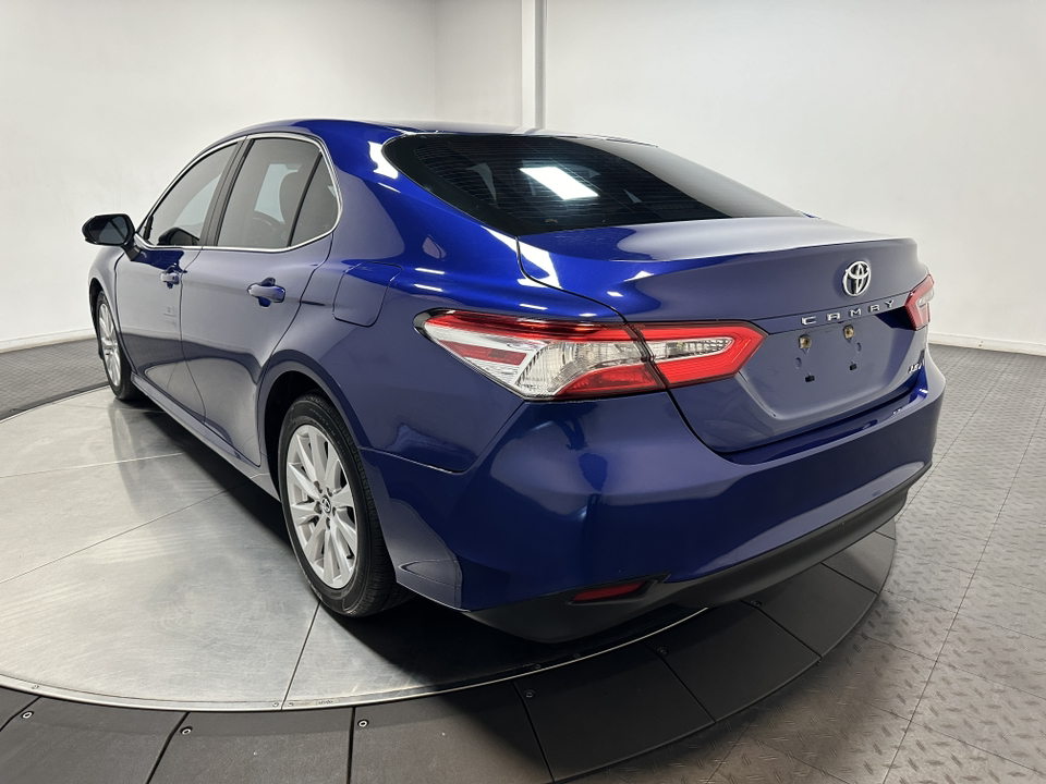 2018 Toyota Camry LE 9