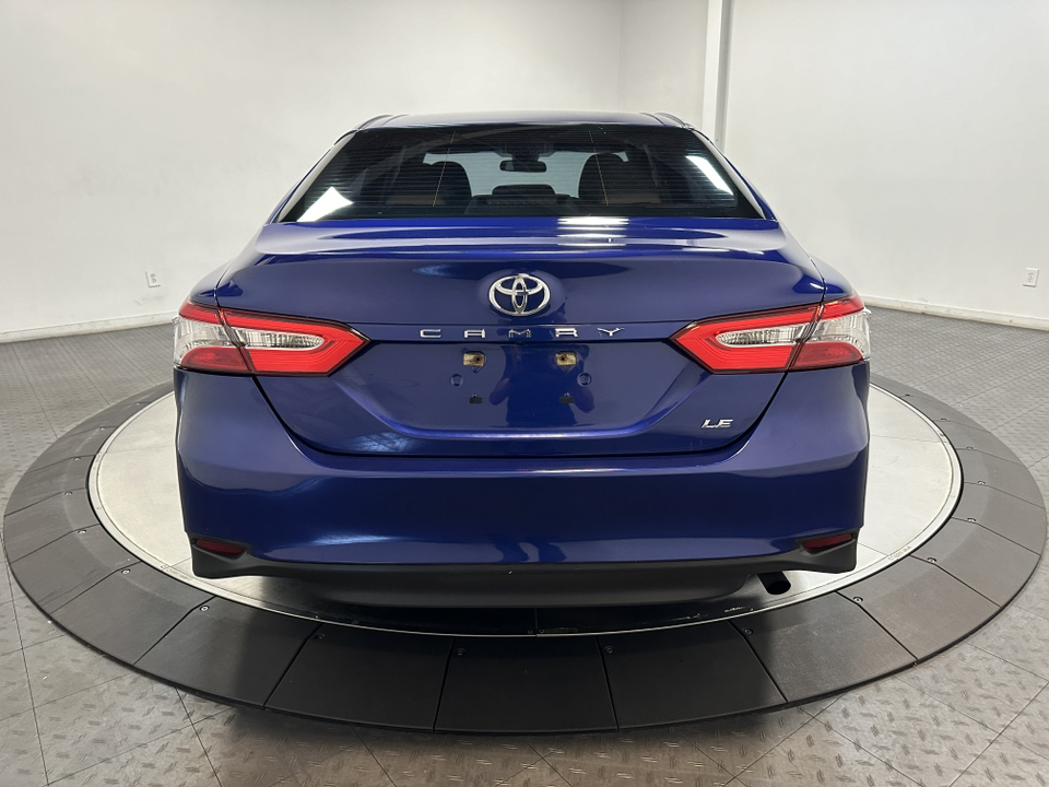 2018 Toyota Camry LE 11