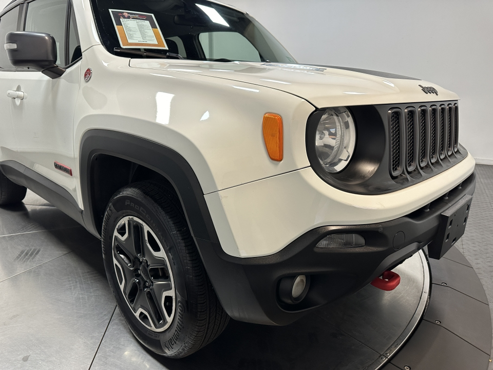 2016 Jeep Renegade Trailhawk 3