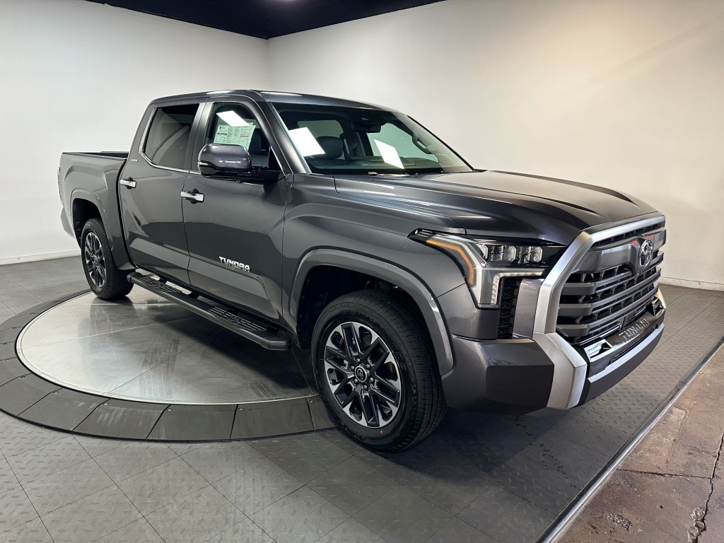 2025 Toyota Tundra 4WD Limited 1