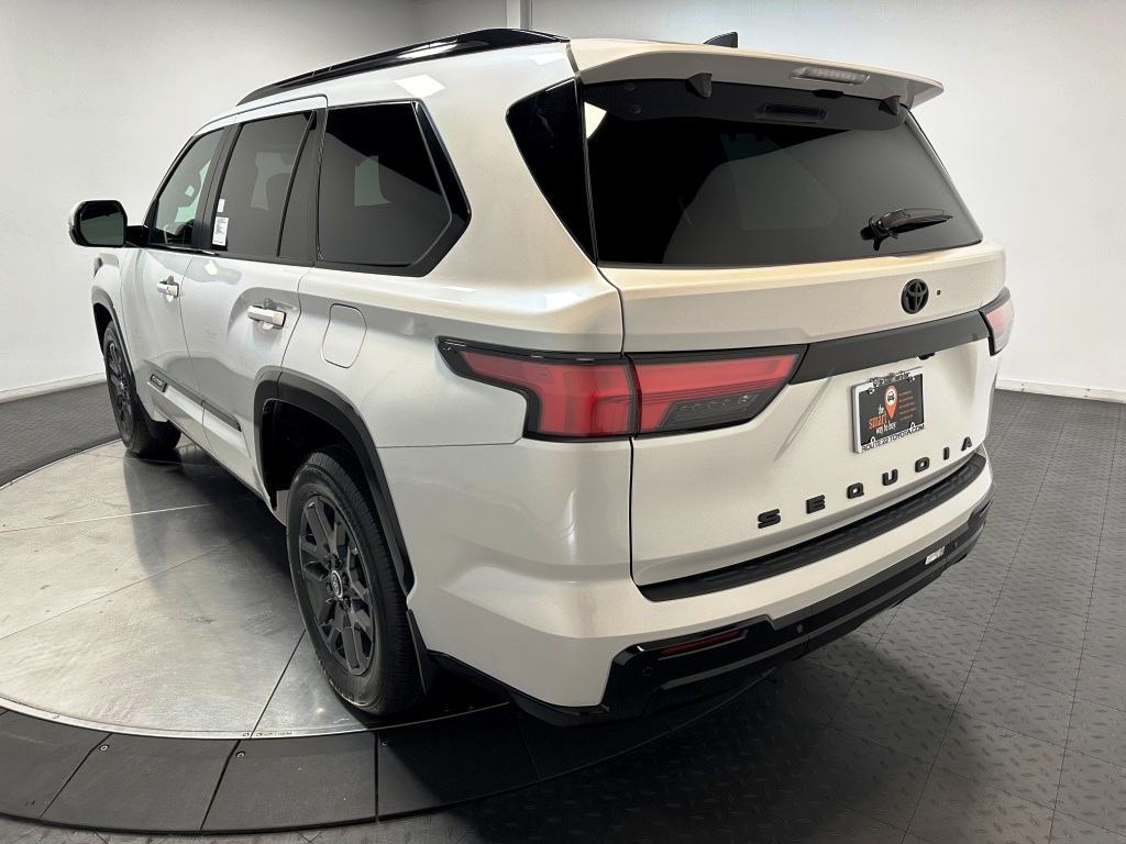 2025 Toyota Sequoia Platinum 6