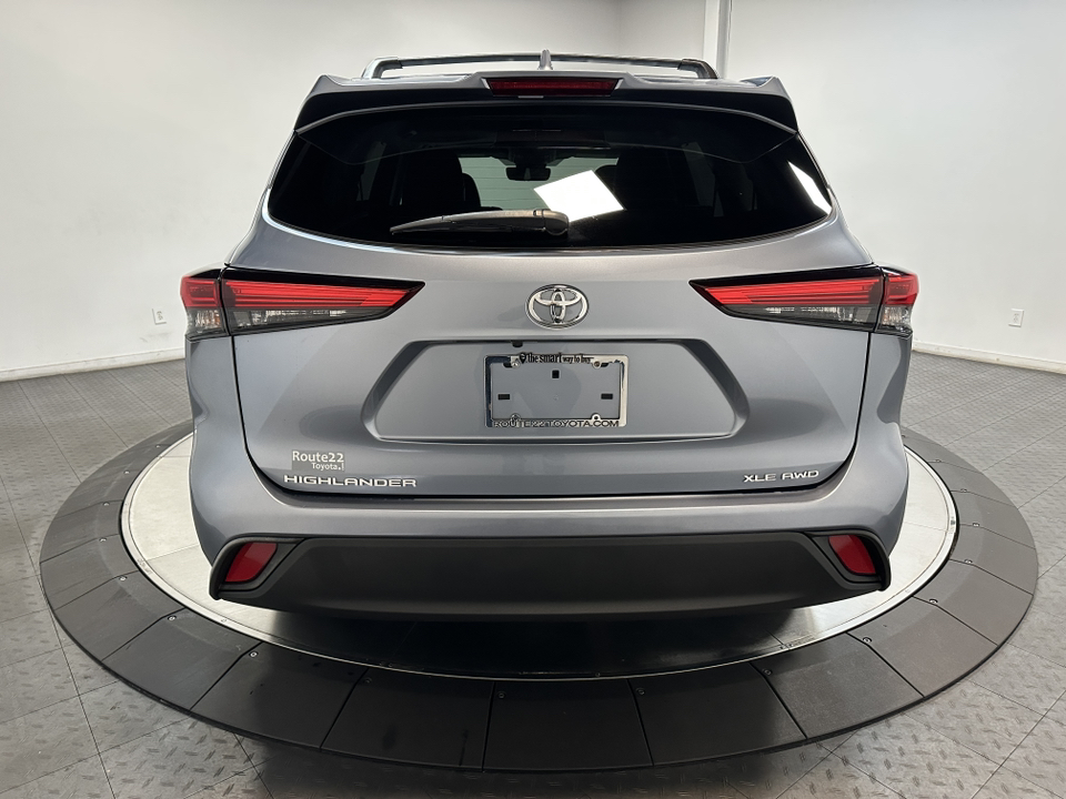 2021 Toyota Highlander XLE 11