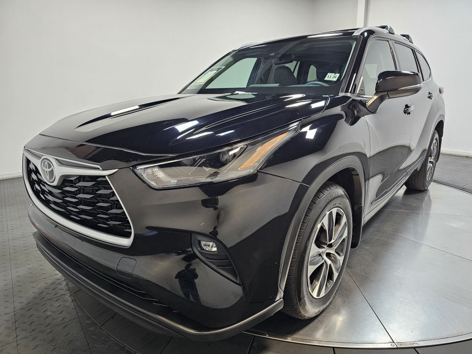 2022 Toyota Highlander XLE 6