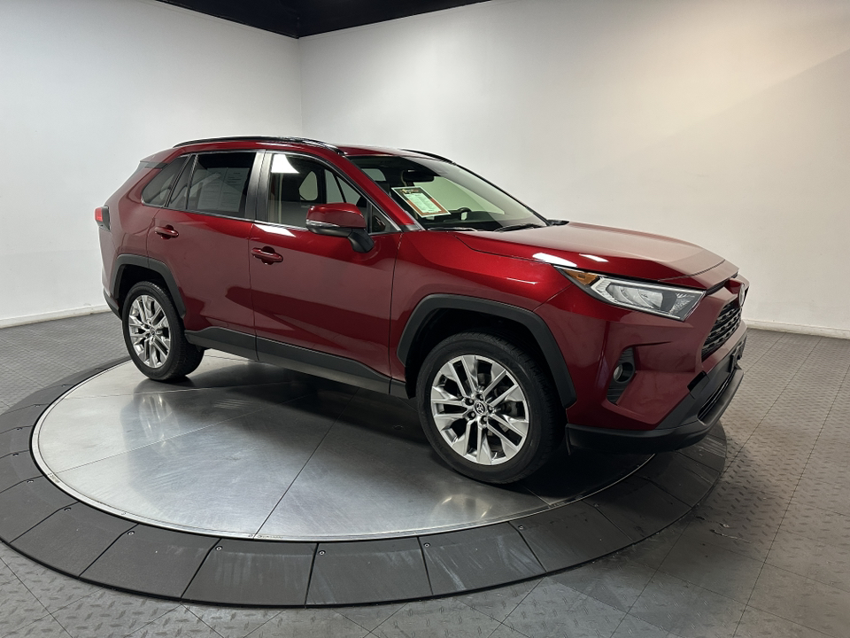 2021 Toyota RAV4 XLE Premium 1