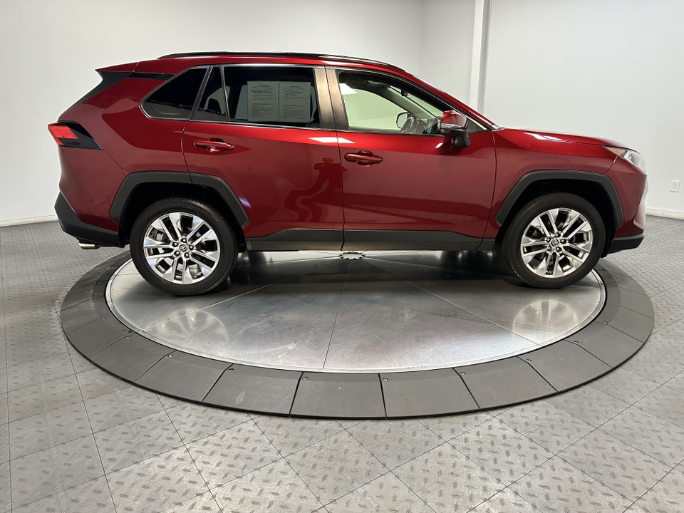 2021 Toyota RAV4 XLE Premium 15