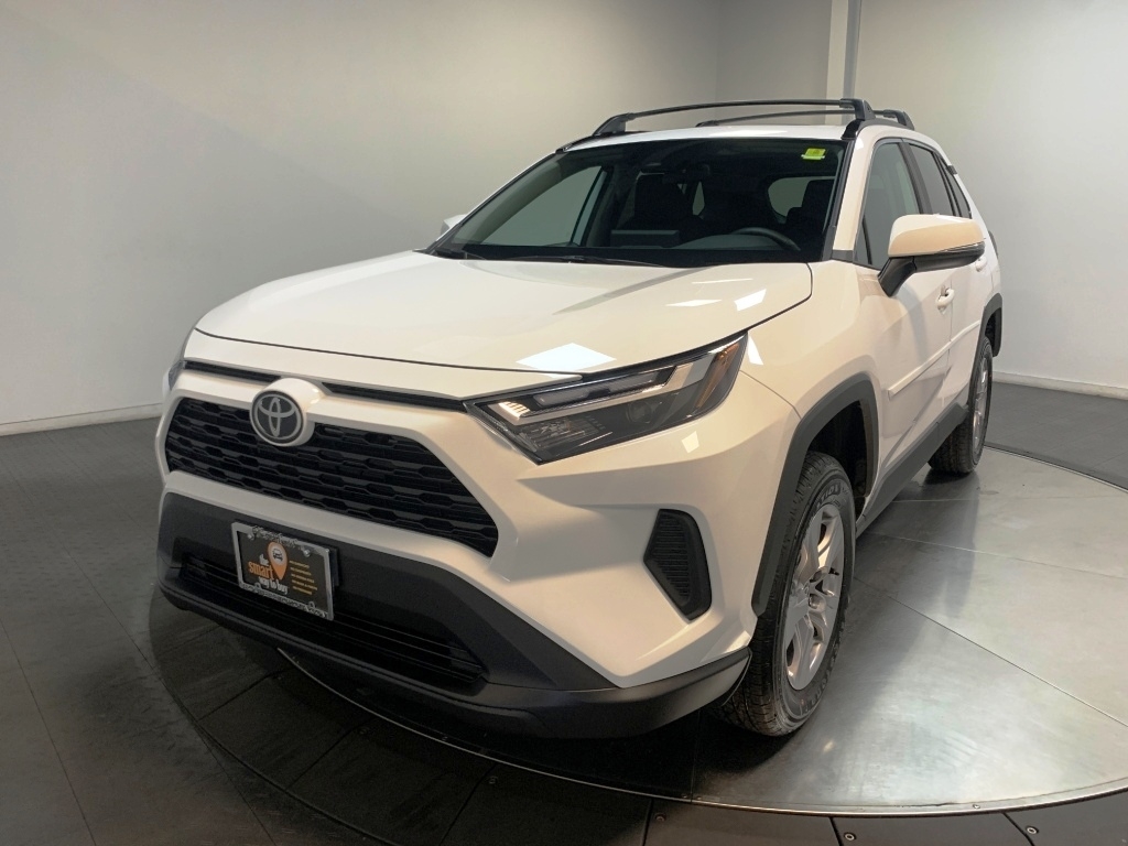 2025 Toyota RAV4 XLE 4