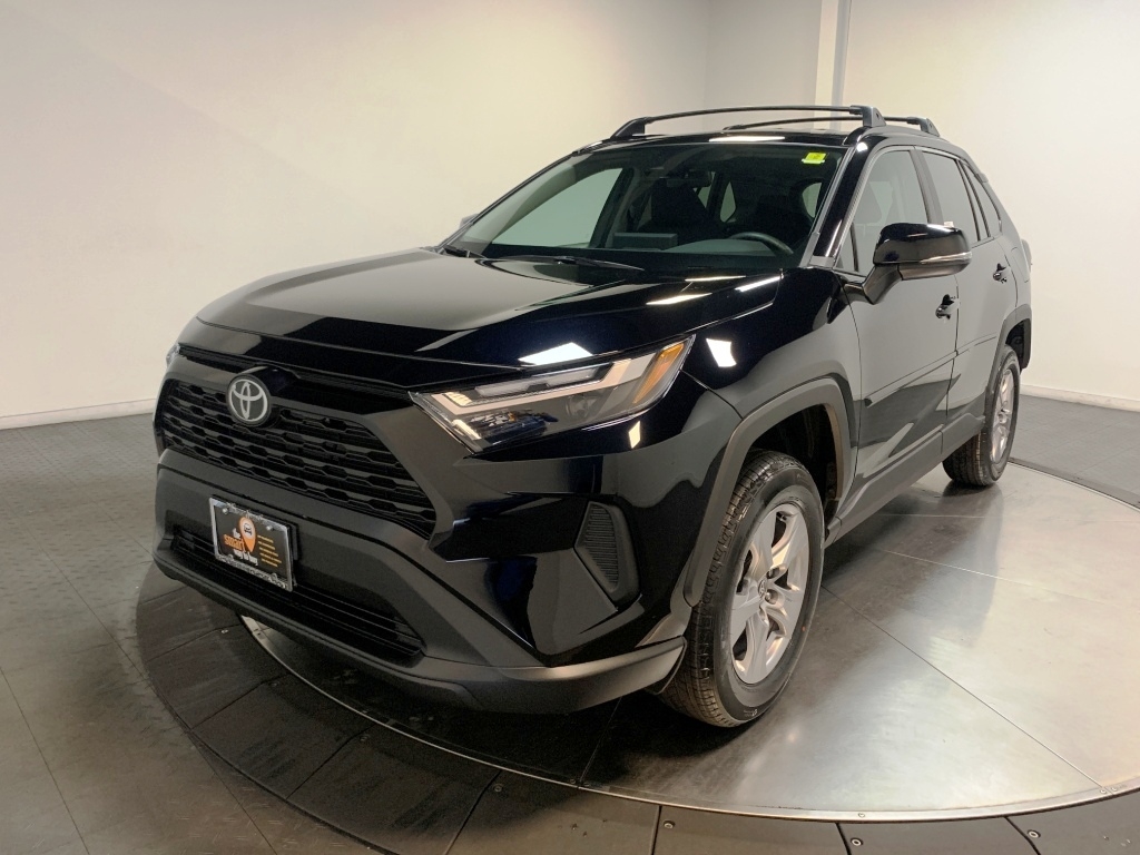 2025 Toyota RAV4 XLE 4