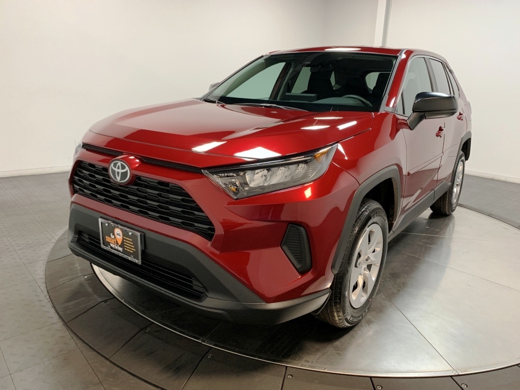 2025 Toyota RAV4 LE 4