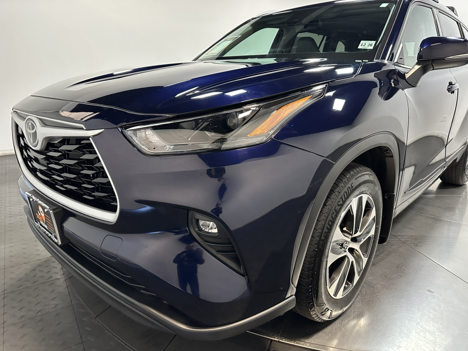 2022 Toyota Highlander XLE 7