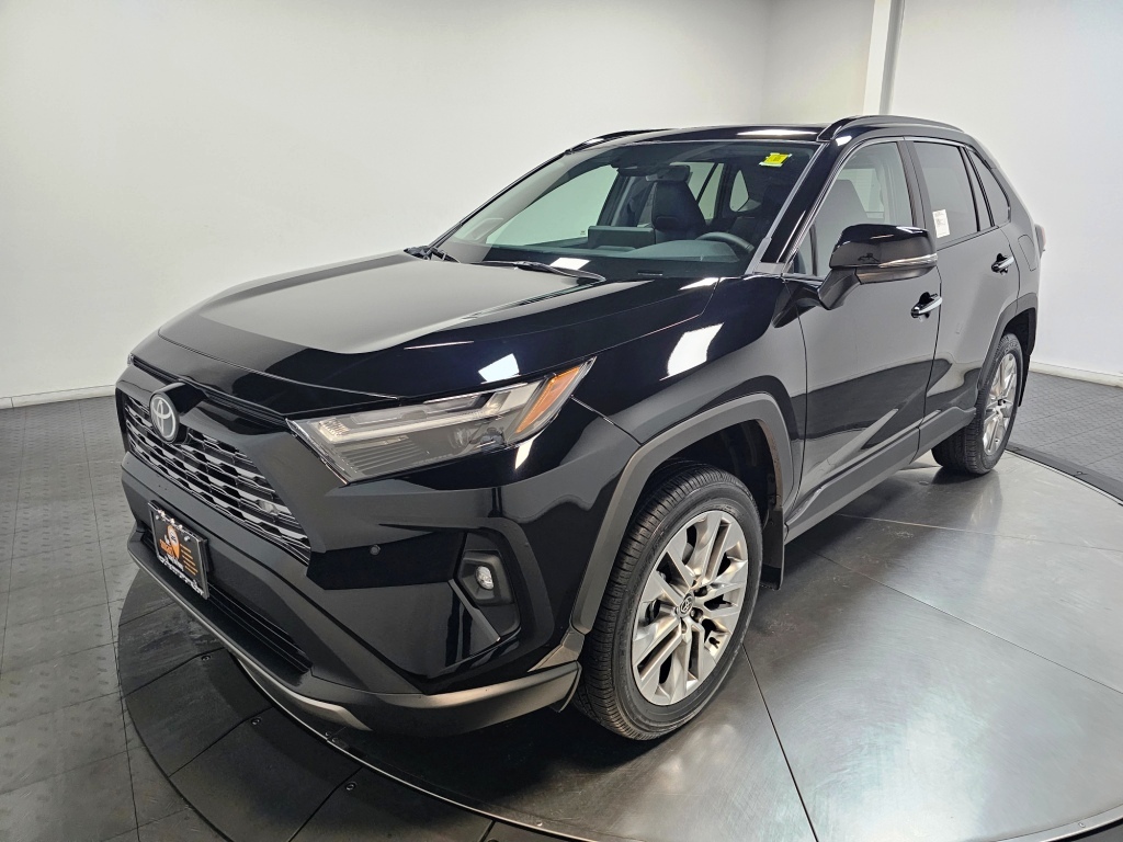 2025 Toyota RAV4 Limited 4