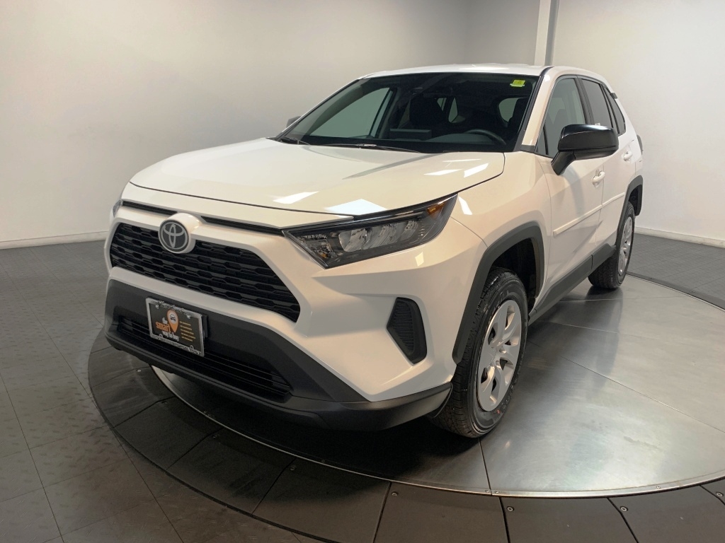 2025 Toyota RAV4 LE 4