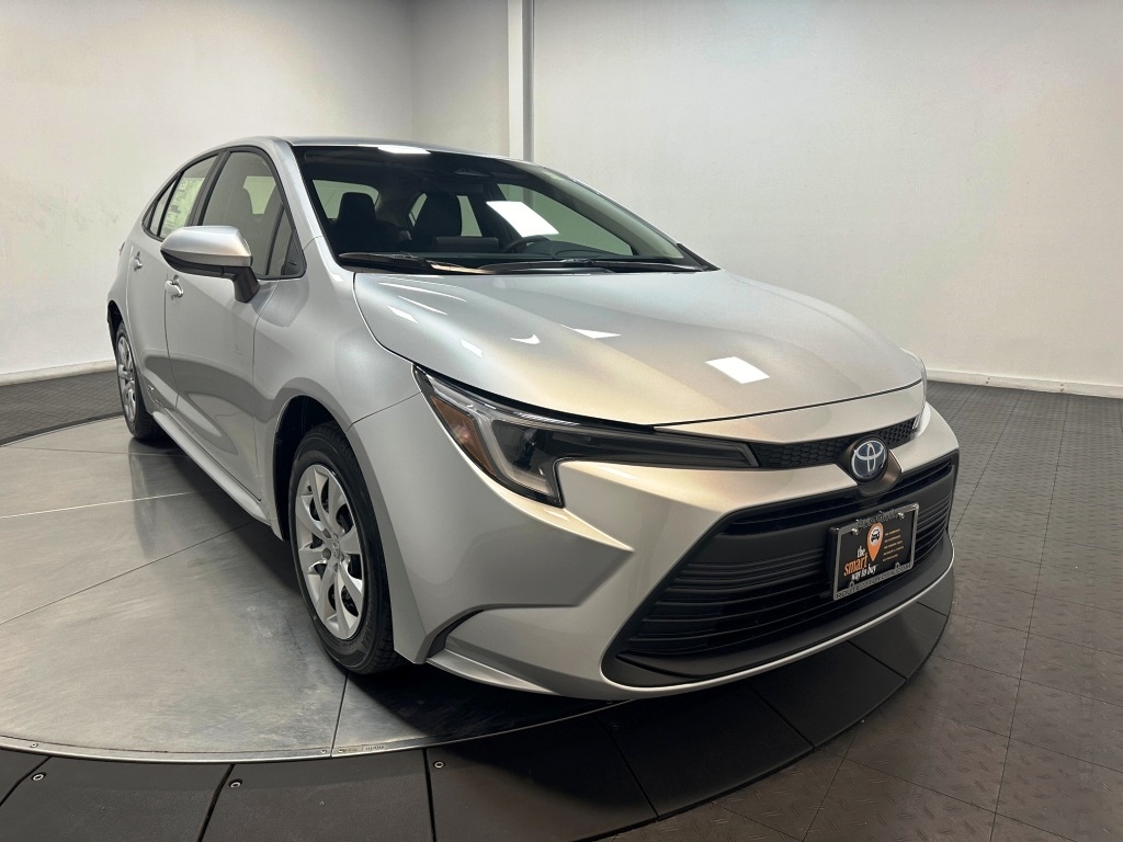 2025 Toyota Corolla Hybrid LE 2