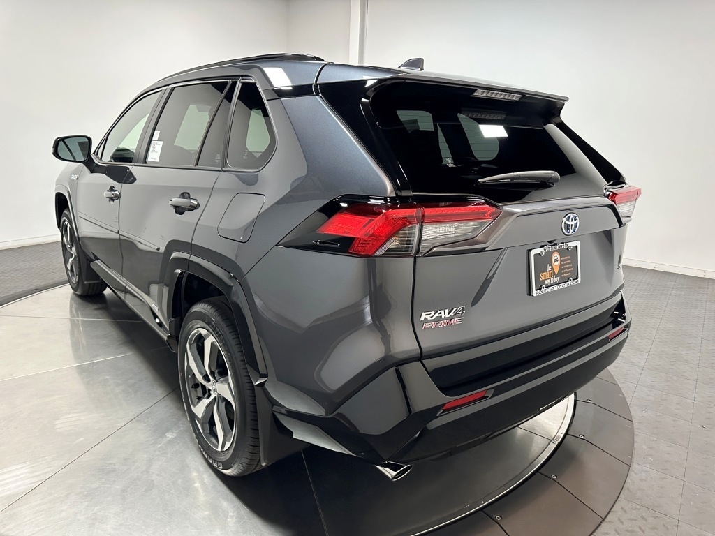 2025 Toyota RAV4 Plug-In Hybrid SE 6