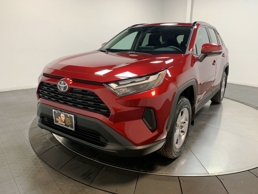 2025 Toyota RAV4 XLE 4