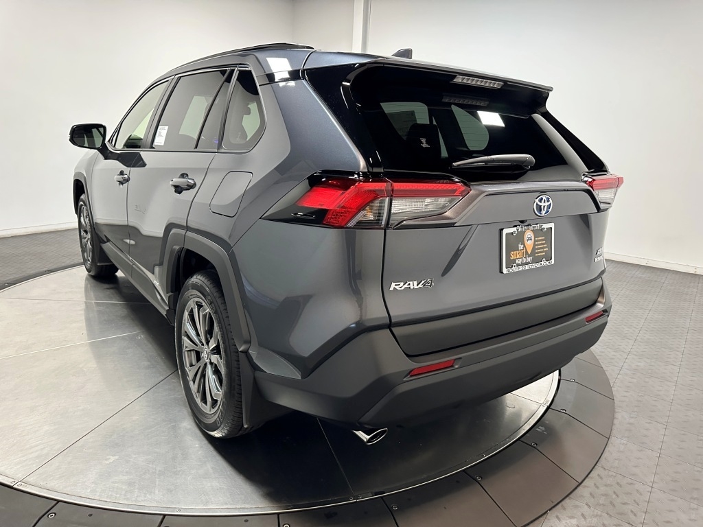 2024 Toyota RAV4 Hybrid XLE Premium 6