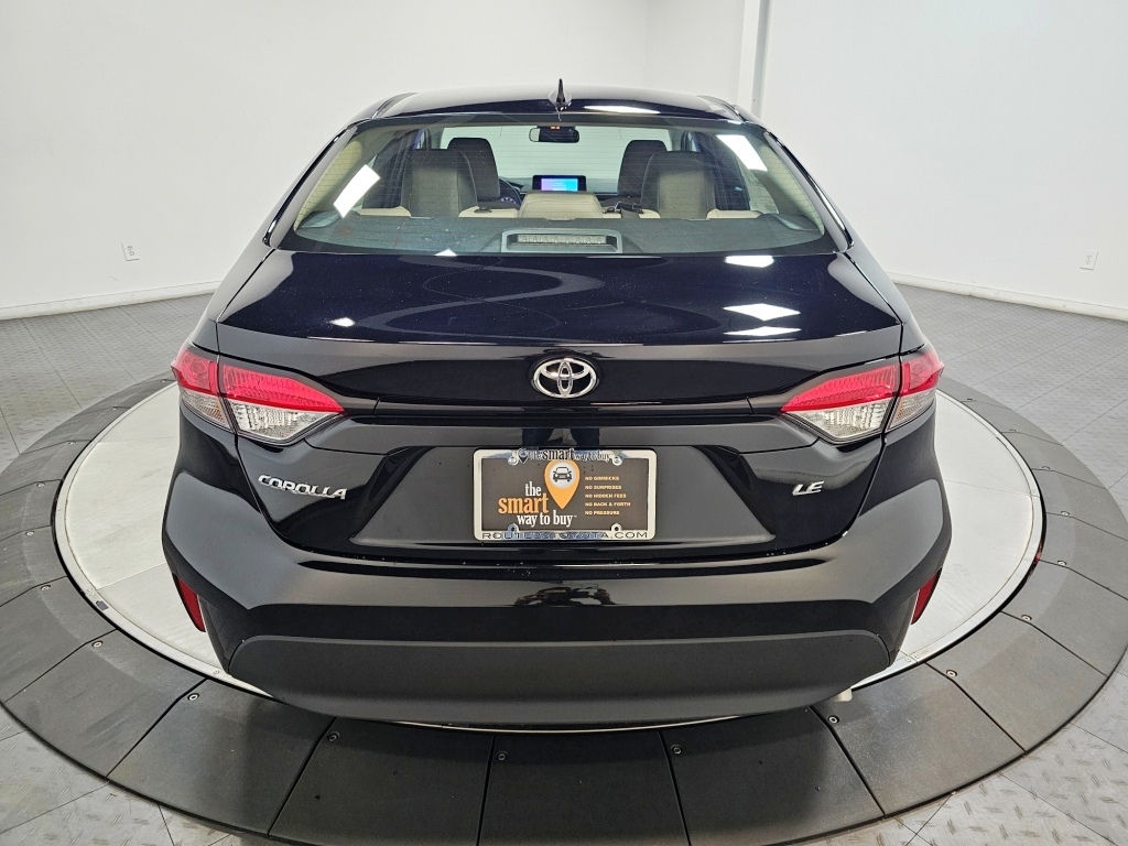 2024 Toyota Corolla LE 7