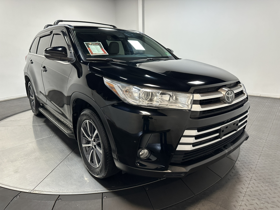 2018 Toyota Highlander XLE 2