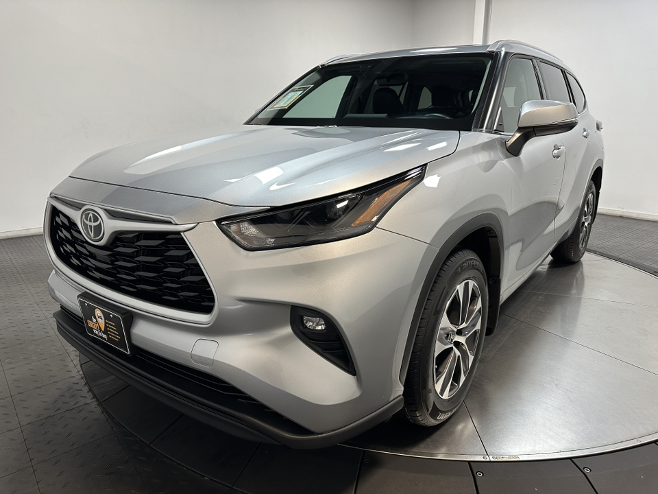 2022 Toyota Highlander XLE 6