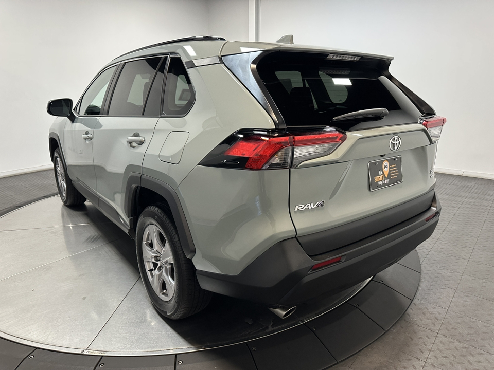 2023 Toyota RAV4 XLE 9