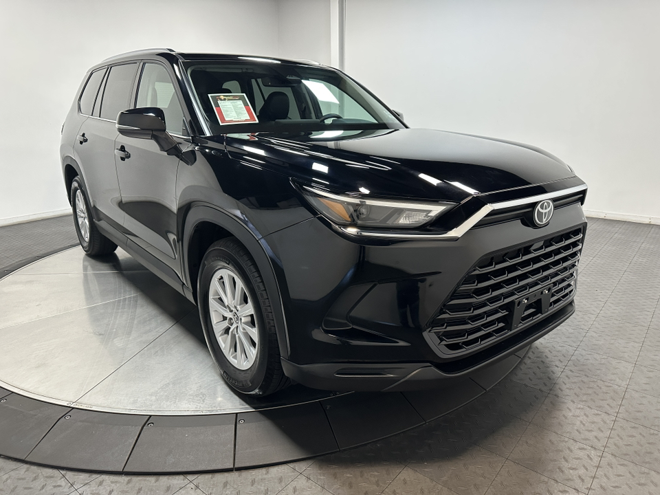 2024 Toyota Grand Highlander XLE 2