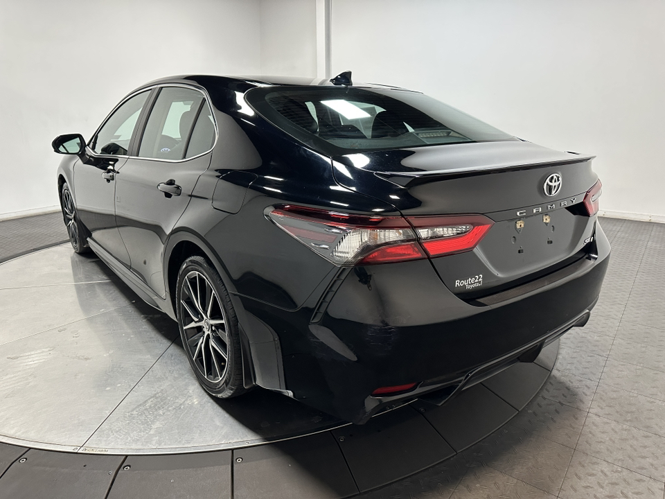 2021 Toyota Camry SE 9