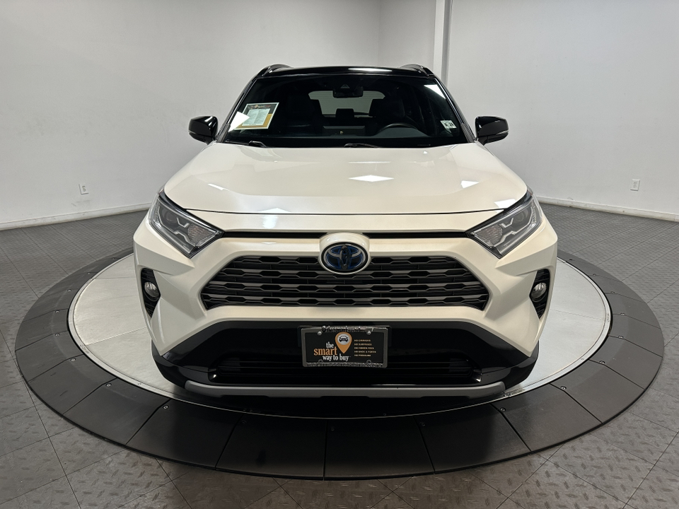 2019 Toyota RAV4 Hybrid XSE 4