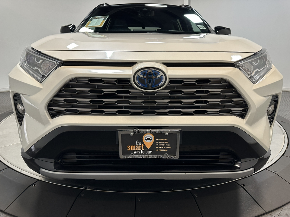 2019 Toyota RAV4 Hybrid XSE 5