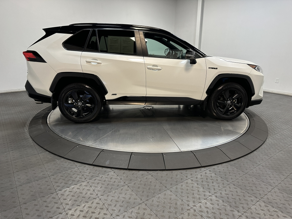 2019 Toyota RAV4 Hybrid XSE 15