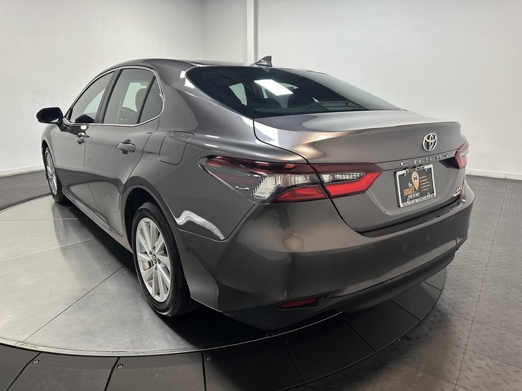 2022 Toyota Camry LE 12