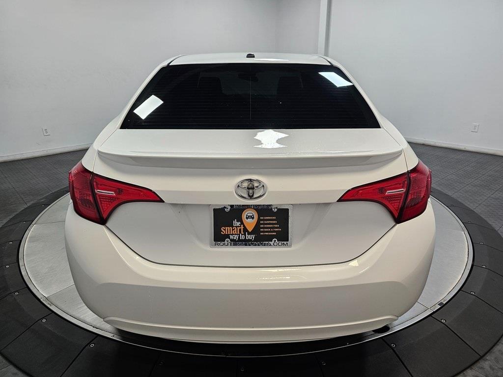 2019 Toyota Corolla SE 14