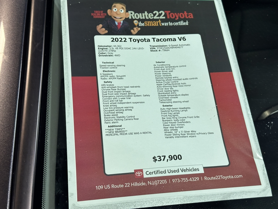 2022 Toyota Tacoma 4WD SR5 40
