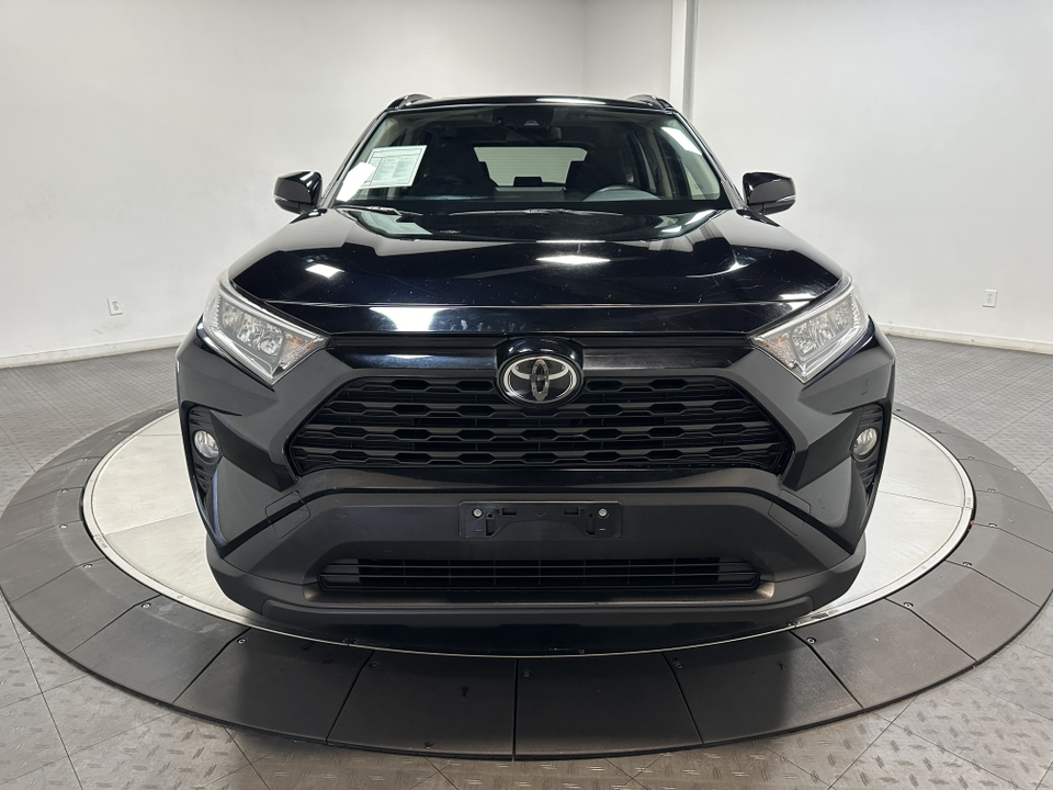 2019 Toyota RAV4 XLE 4