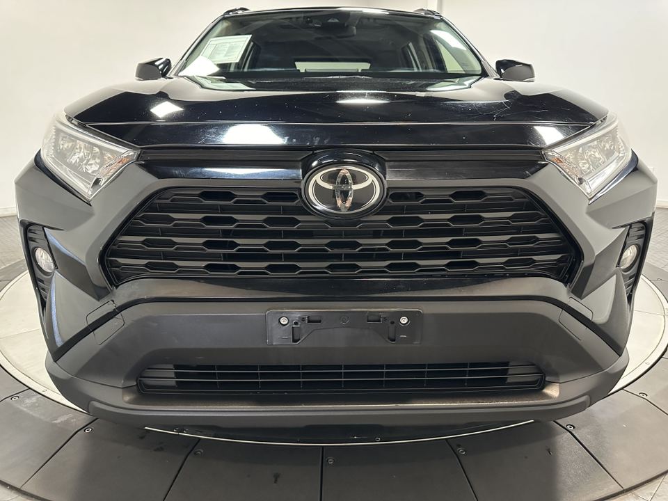 2019 Toyota RAV4 XLE 5