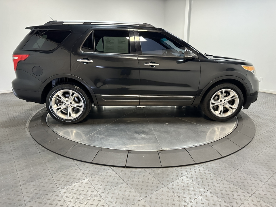 2015 Ford Explorer  9