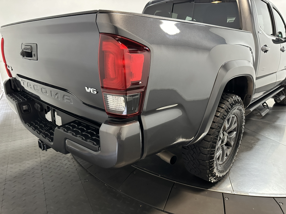 2023 Toyota Tacoma 4WD SR5 14