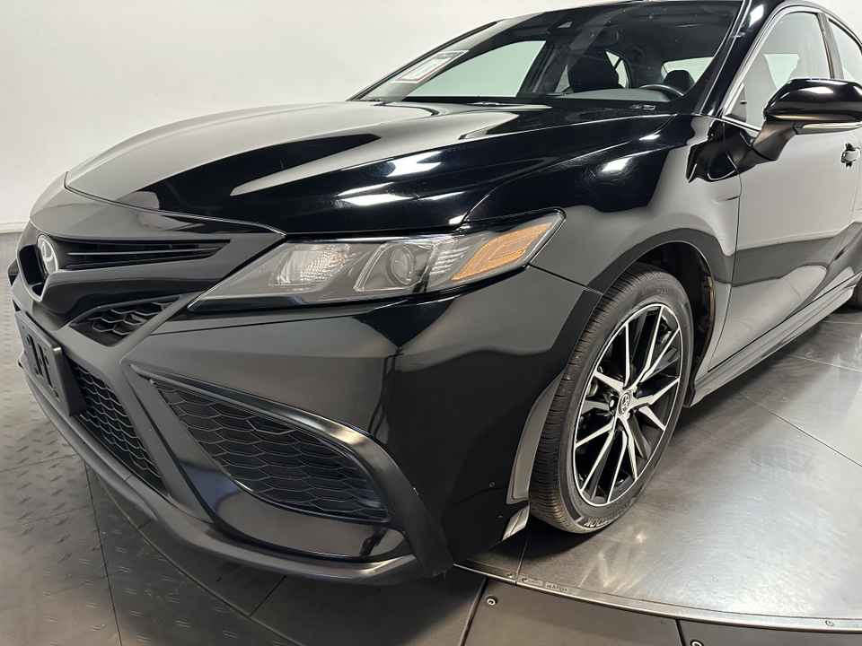 2023 Toyota Camry SE 7