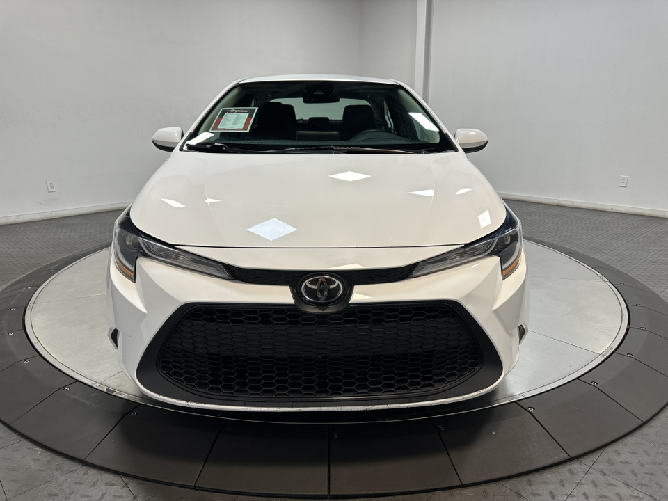 2022 Toyota Corolla LE 4