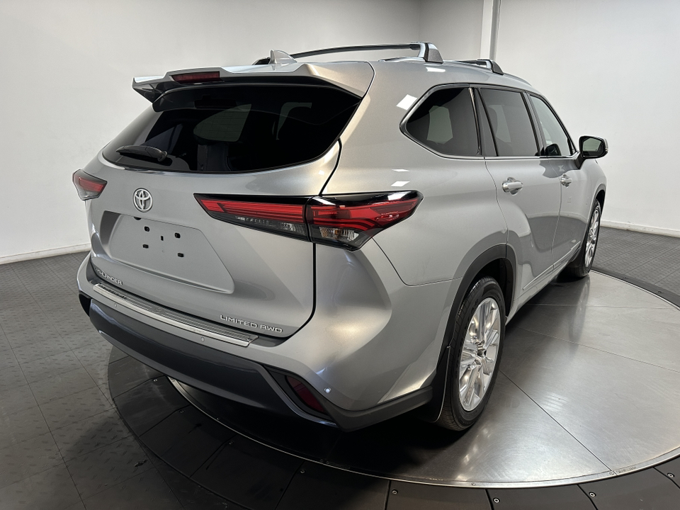 2023 Toyota Highlander Limited 13