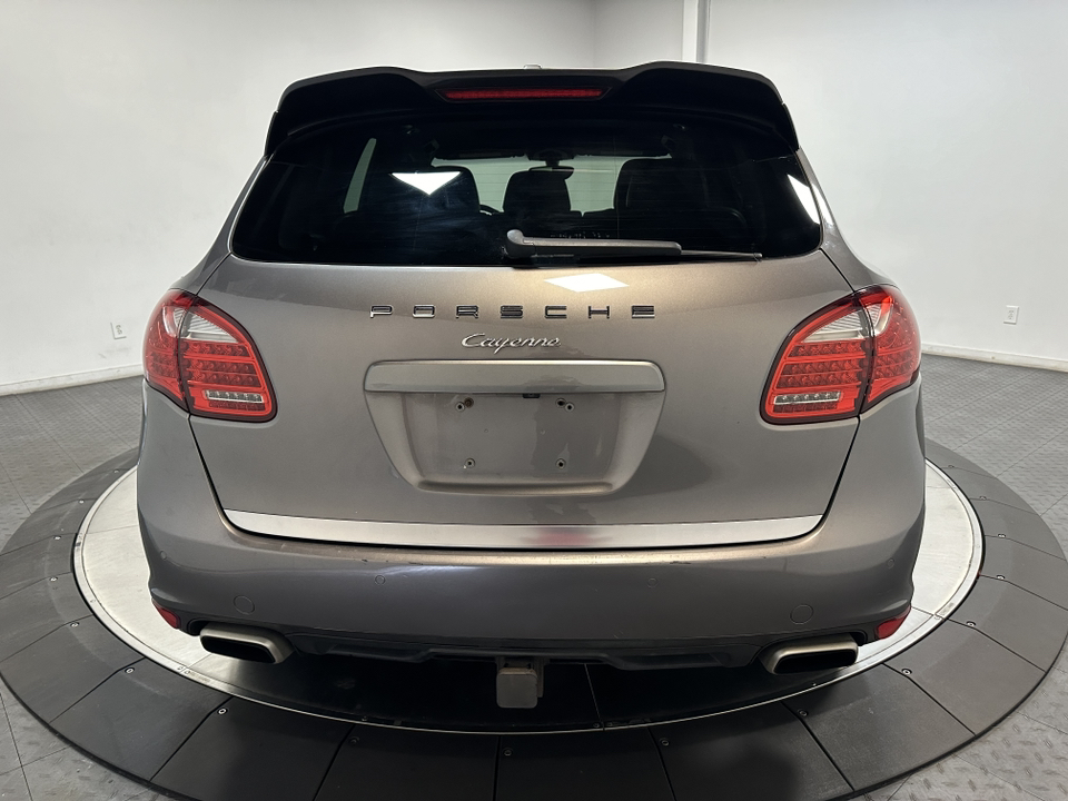 2013 Porsche Cayenne  7