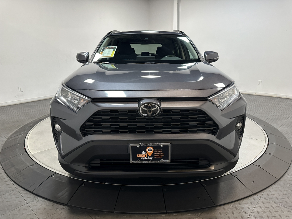 2020 Toyota RAV4 XLE 4