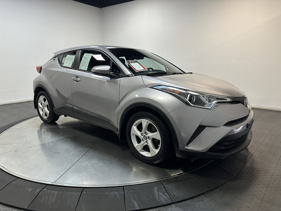 2018 Toyota C-HR XLE 1