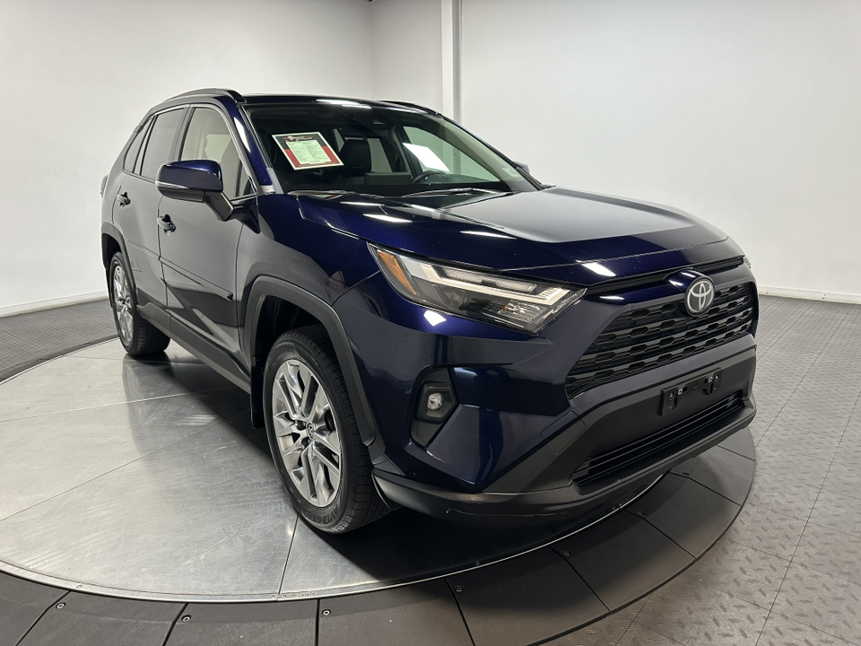 2022 Toyota RAV4 XLE Premium 2