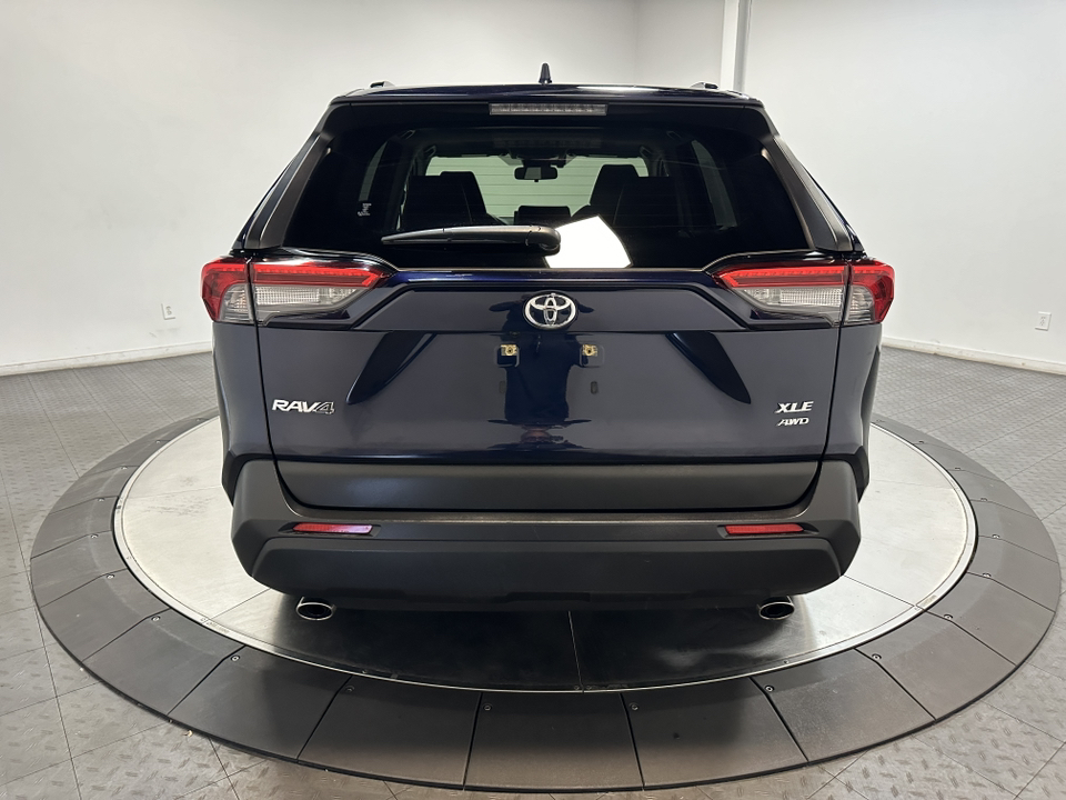 2022 Toyota RAV4 XLE Premium 11