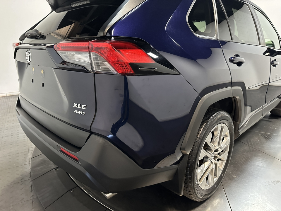 2022 Toyota RAV4 XLE Premium 14