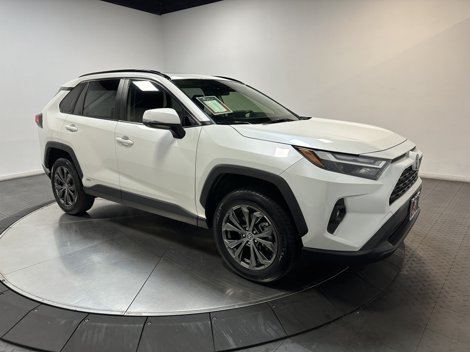 2022 Toyota RAV4 Hybrid XLE Premium 1