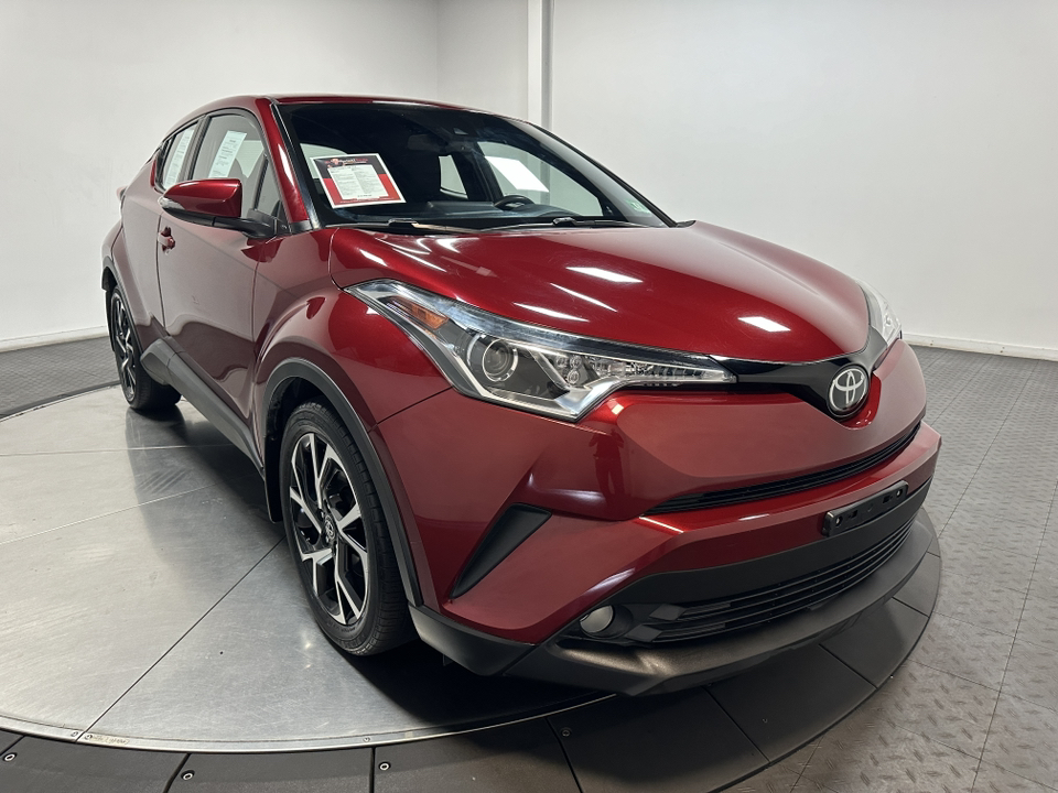 2018 Toyota C-HR XLE 2