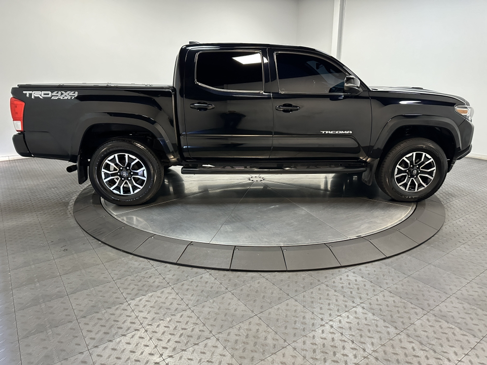 2021 Toyota Tacoma 4WD TRD Sport 15