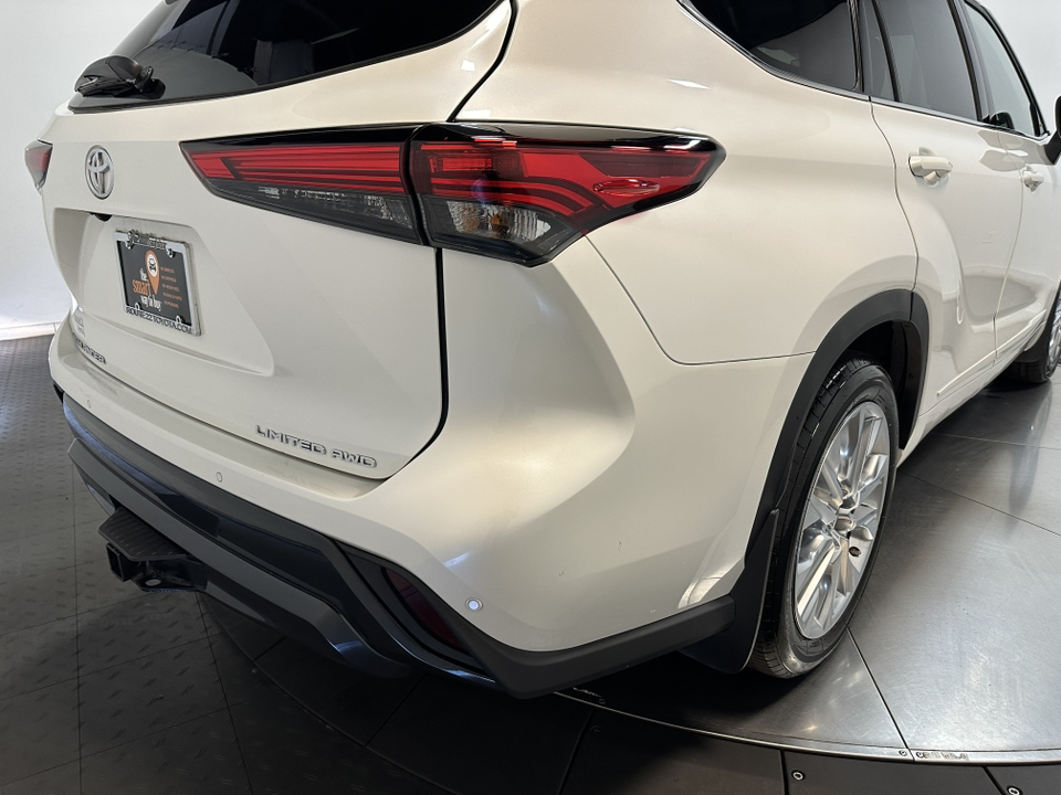 2021 Toyota Highlander Limited 14